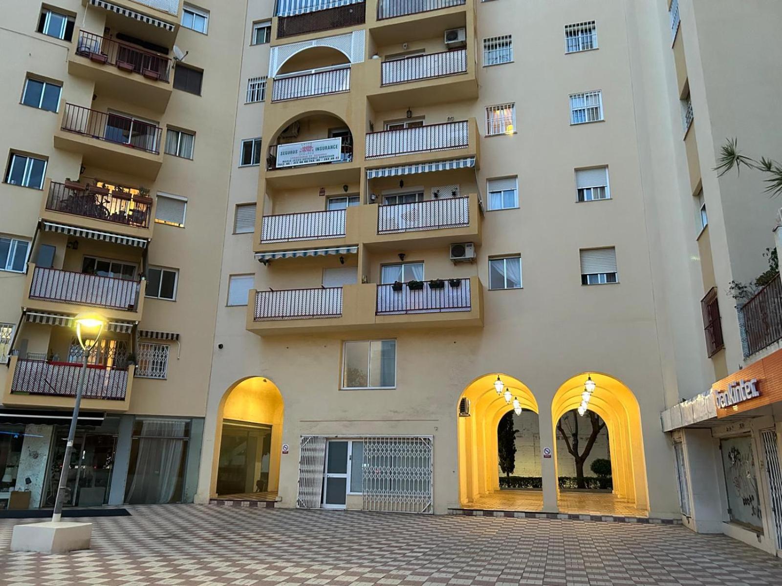 Duplex Elegante En Marbellaアパートメント エクステリア 写真